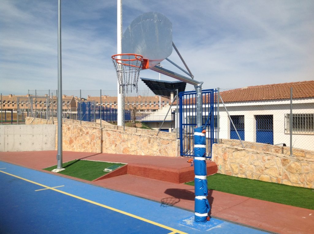 Canasta Baloncesto Antivandalica - Parques infantiles - Mobiliario urbano