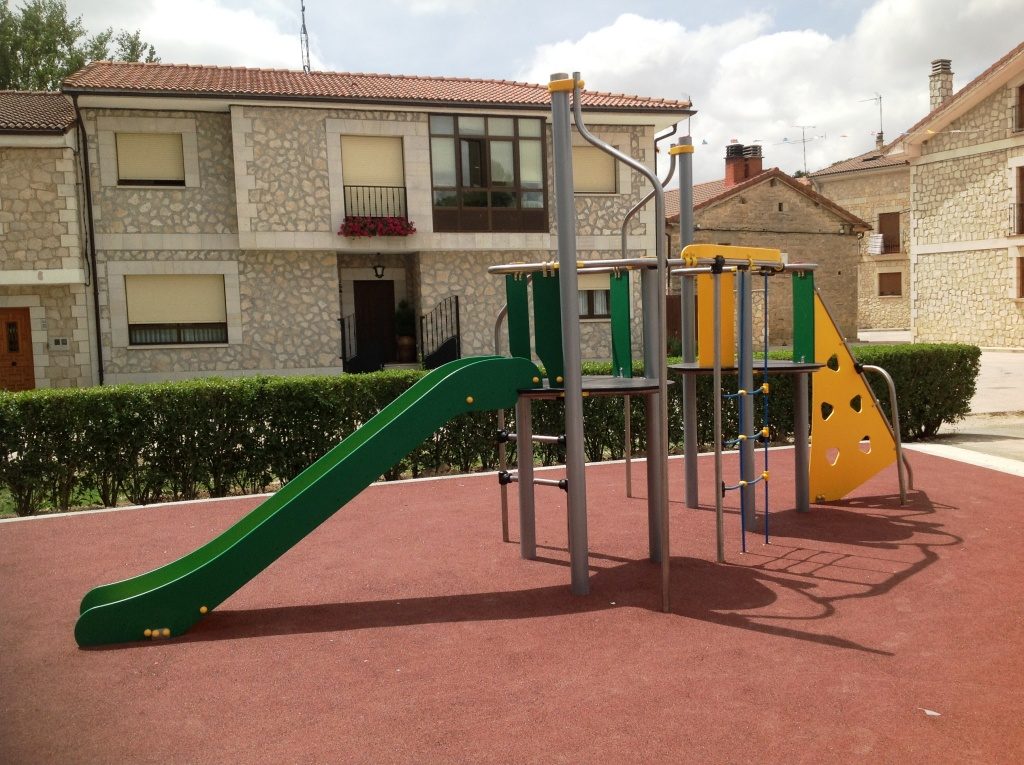 Parque Infantil Ayuntamiento de Hurones. Burgos