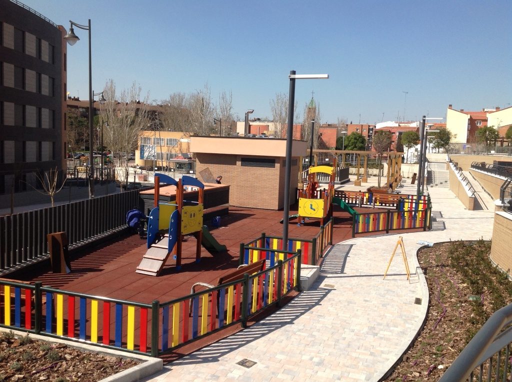 Parque Infantil y Mobiliario Urbano Alcobendas. Madrid.