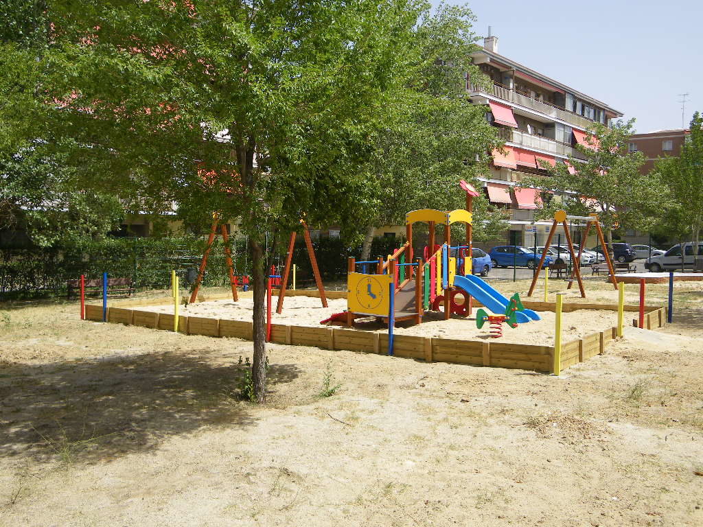 Parques Infantiles y Mobiliario Urbano Madrid.