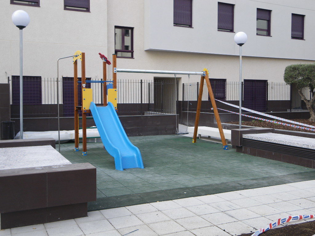 Parque Infantil y Mobiliario Urbano Getafe