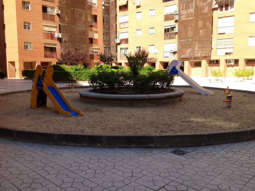 Instalación de Parque Infantil en Comunidad de Propietarios en Madrid