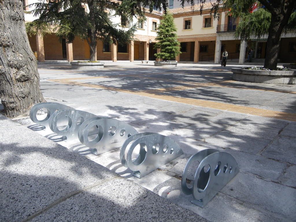 Aparcabicis Ona. Ayuntamiento de Las Rozas.