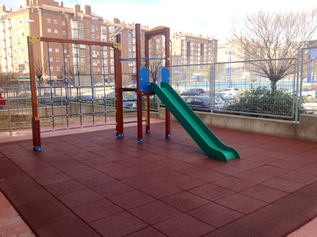 Parque Infantil AMPA Colegio Leopoldo Calvo Sotelo. Madrid