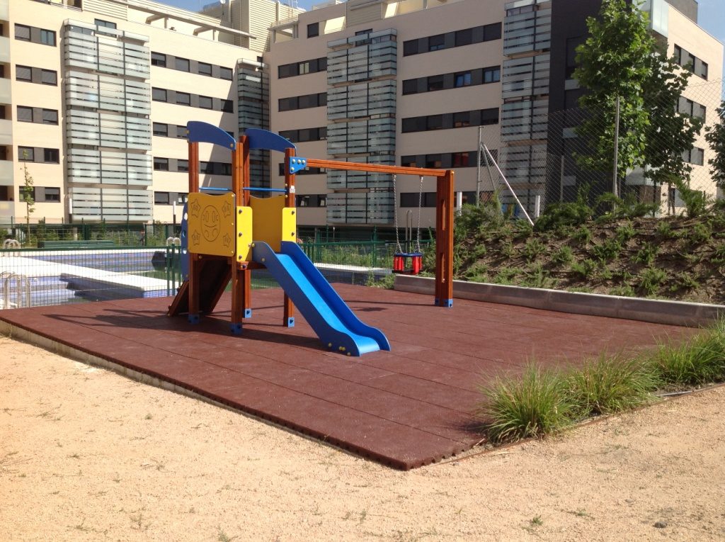 Suministro e instalación de Parque Infantil Comunidad de Propietarios Madrid.