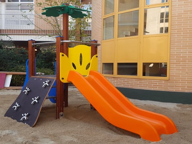 Torre tobogán y trepa para parques infantiles