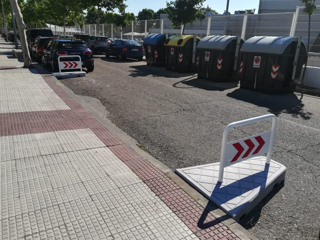 Fabricante de isleta vado con banderola para vado en Madrid