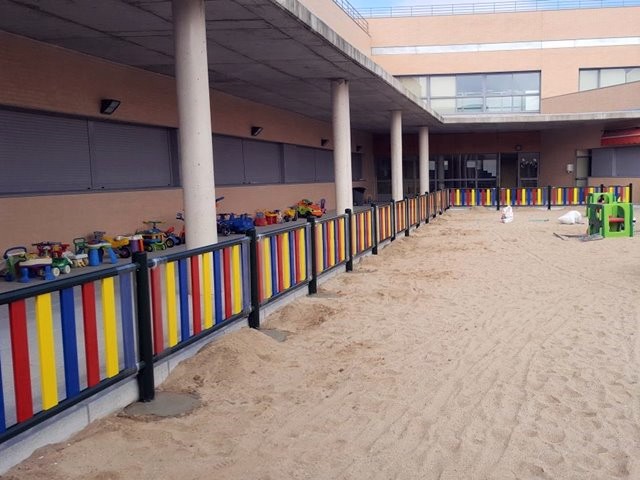 ▶️ Instalación de Vallas y Vallado para Parques Infantiles en Madrid ▶️