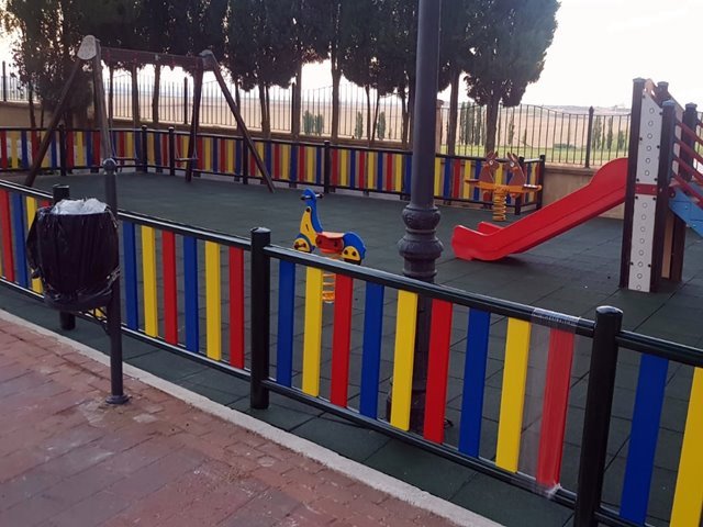 Parques Infantiles Ayuntamiento de Atalaya del Cañavate