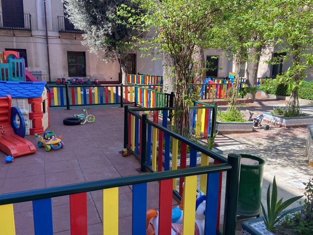 Vallas para Parques Infantiles Colegio Las Comendadoras de Santiago