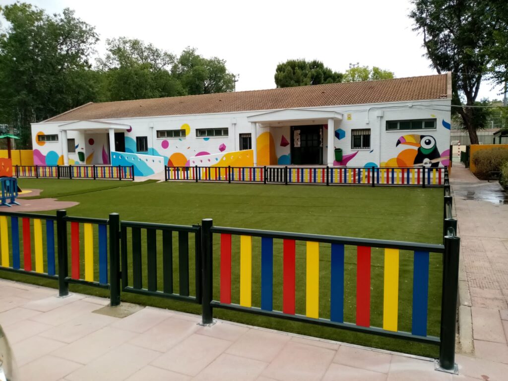 Vallas para parques infantiles Colegio Público Jose Bergamín