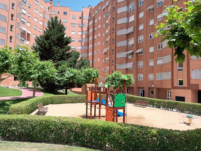 Juegos Infantiles Comunidad Propietarios Residencial Parque Austria